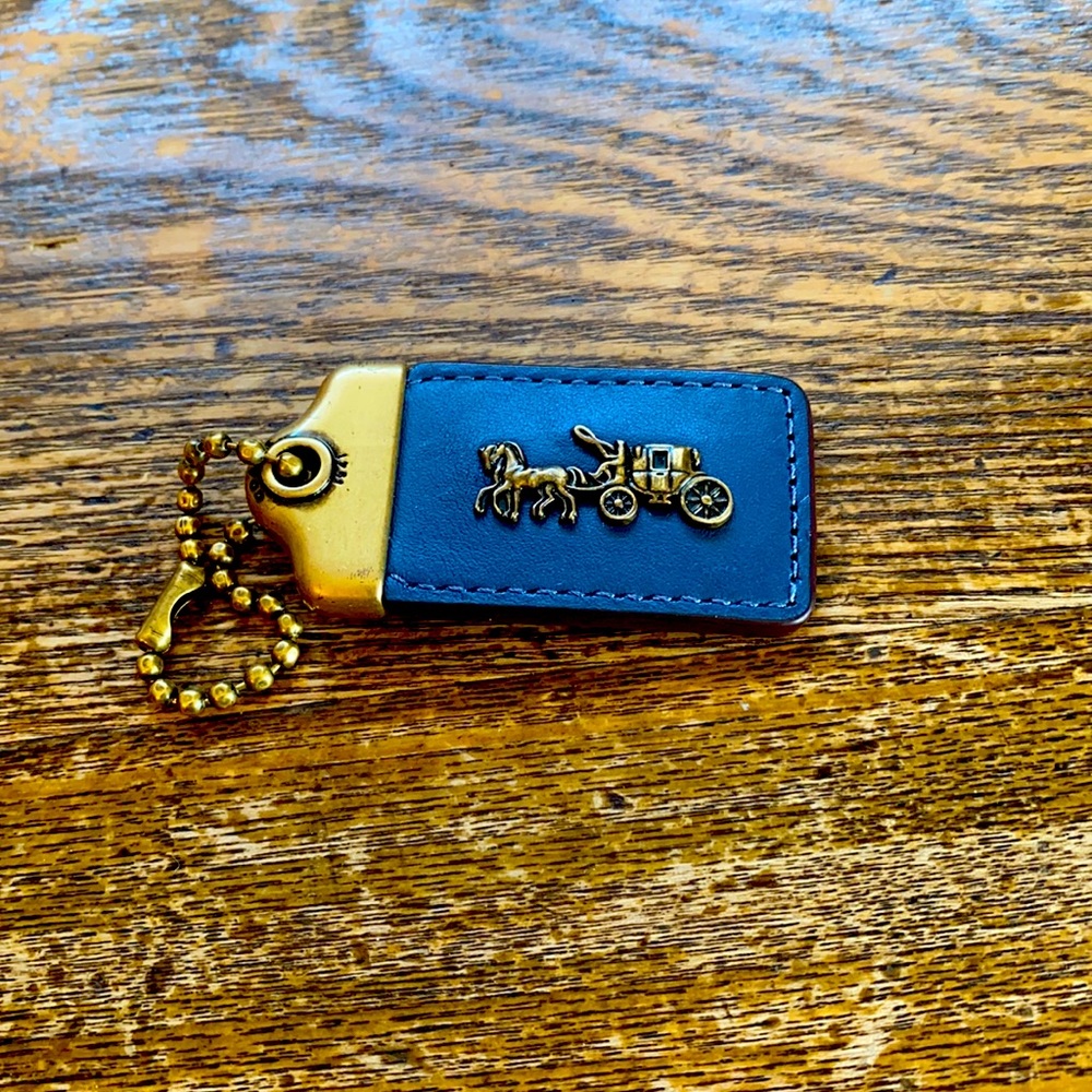 Coach Hang Tag
